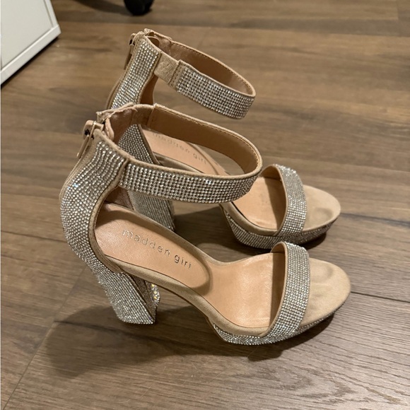 Nude Rhinestone Block Heels - Picture 6 of 9